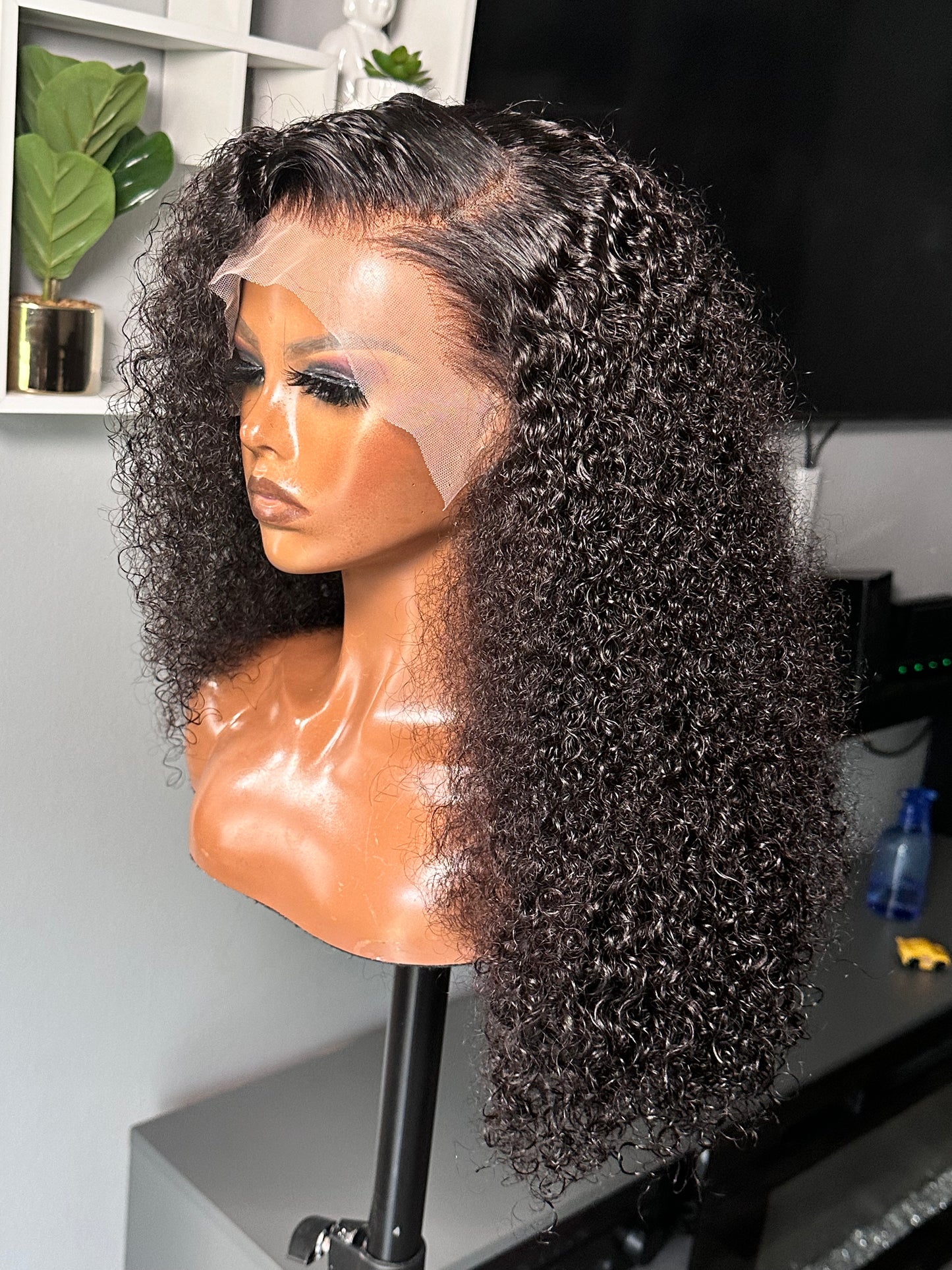 Kinky curly